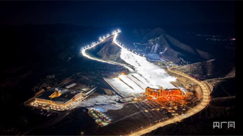 冰雪春天丨冰雪奇“冀”万象新雪舞太行双轨竞(图4)